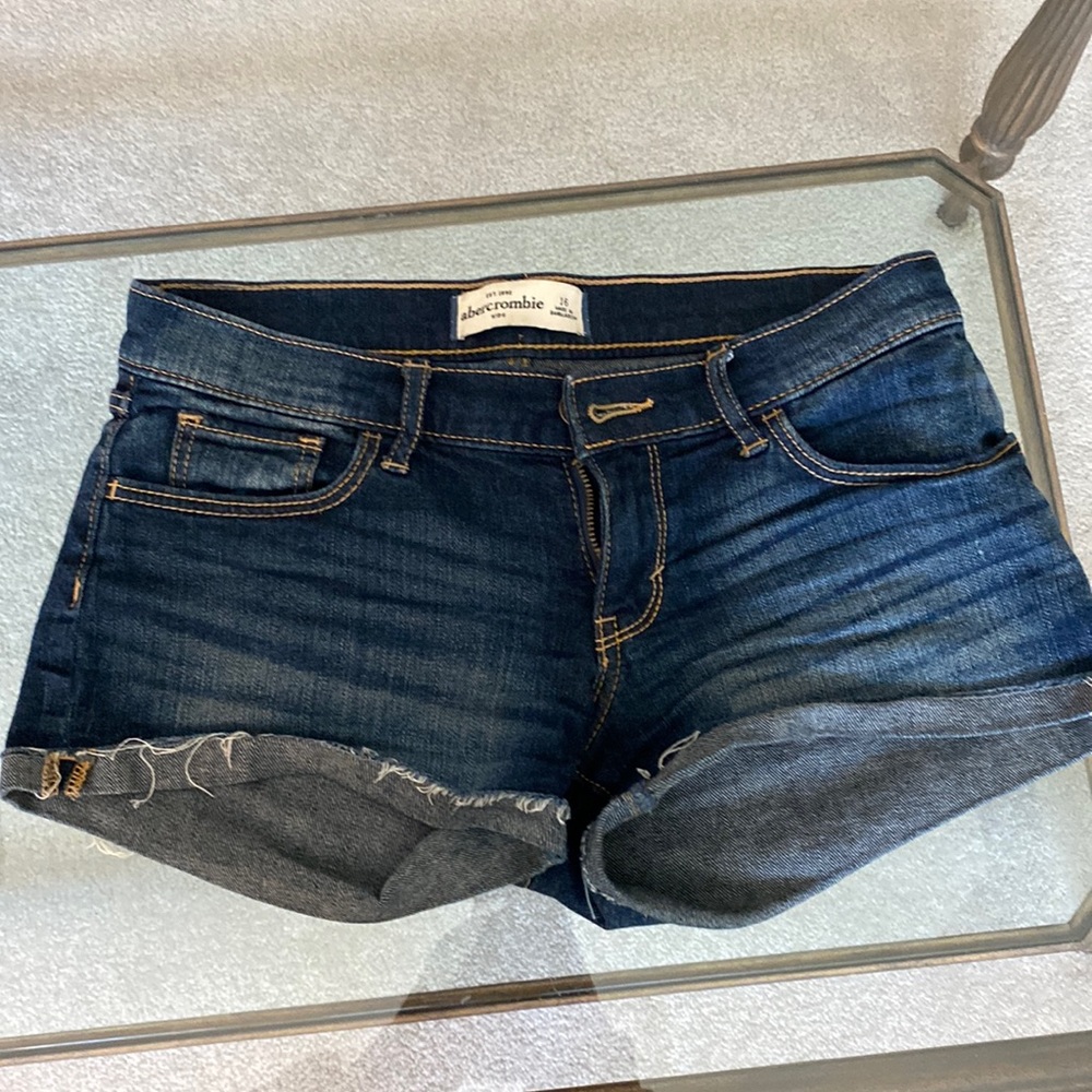 Abercrombie girls size 16 distressed jean shorts